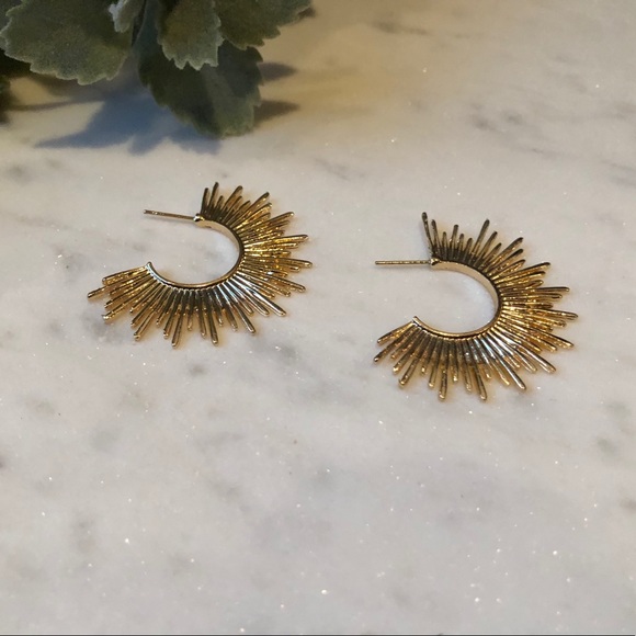 Jewelry - The Milo - Star Burst Earrings